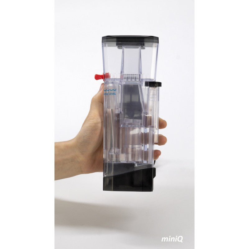 MiNiQ Built-in Hang in Tank Protein Skimmer - Bubble Magus
